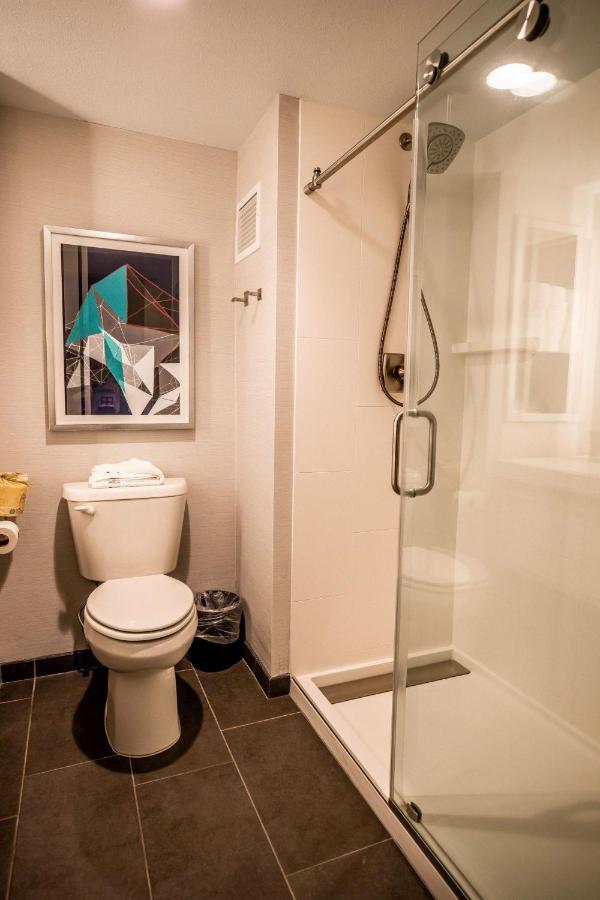 Hotel Indigo Harrisburg - Hershey By Ihg Bagian luar foto