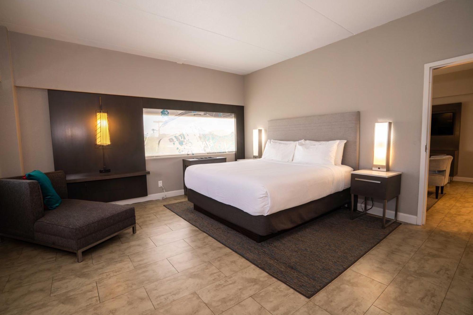 Hotel Indigo Harrisburg - Hershey By Ihg Bagian luar foto
